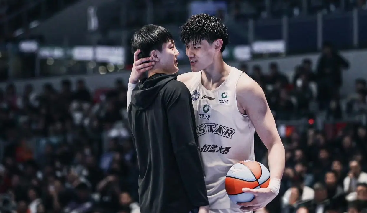 中国男篮留